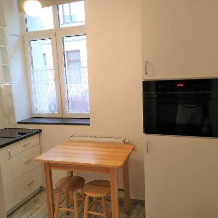 Pijarska * 노비 삭츠